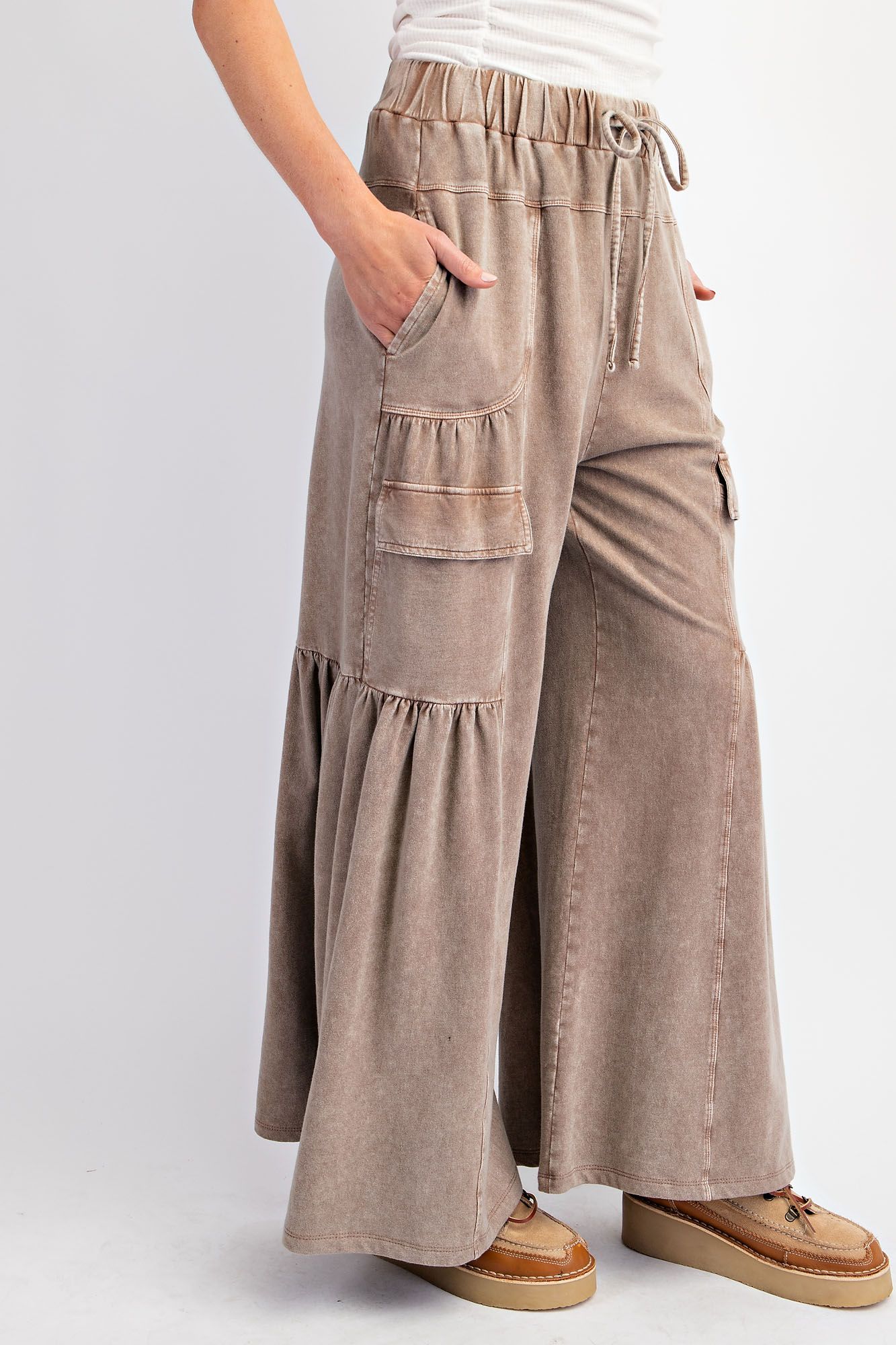 The Ruffle Retreat Pant